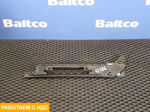 Накладка переднего бампера левая