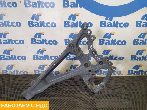 Кронштейн реактивной тяги левый