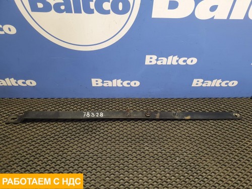 Кронштейн патрубков радиатора